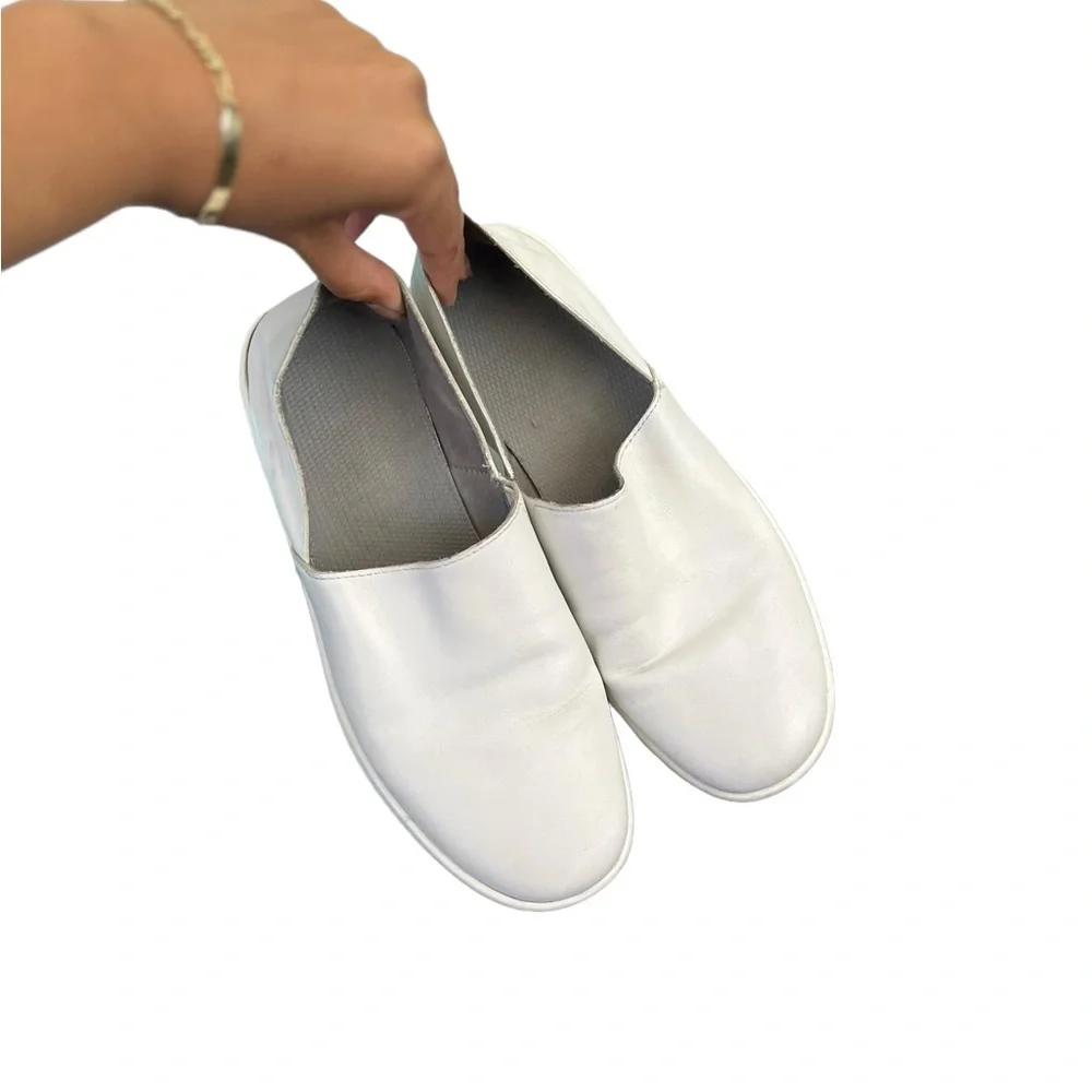 EILEEN FISHER Panda Leather White Sneakers Slip On Shoes